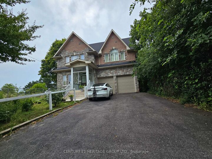 Property Photo: 15 Pleasant Avenue Bsmt ON M2M 1L8