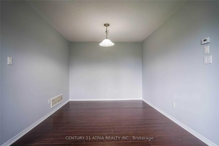 Property Photo: 1424 Rennie Street ON L1K 0N8
