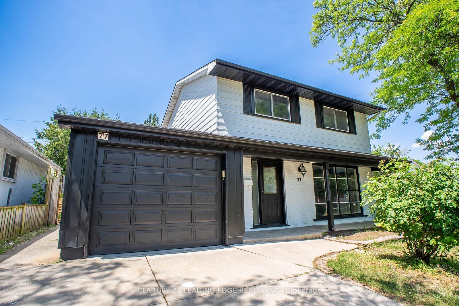 Property Photo: 77 Elford Crescent ON L8K 5K8