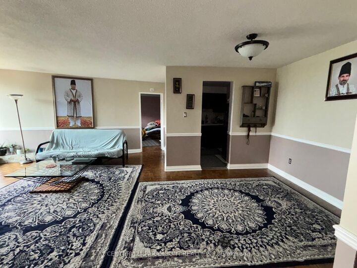 Property Photo: 50 Mississauga Valley Boulevard 1615 ON L5A 3S2