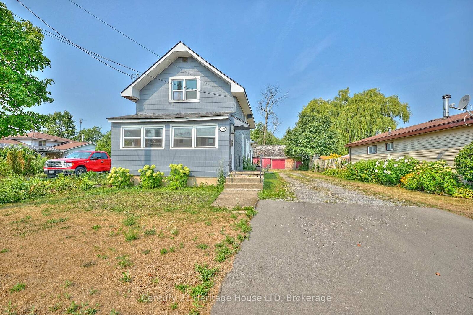 Property Photo:  349 Bassett Avenue  ON L2A 4K8 