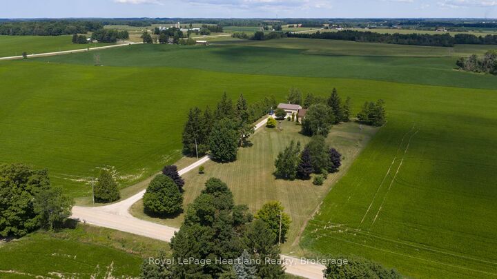 Property Photo:  40158 Cranbrook Road  ON N0G 1H0 