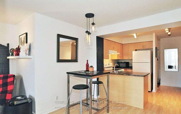 Photo de la propriété:  76 Shuter Street 1202  ON M5B 1B4 