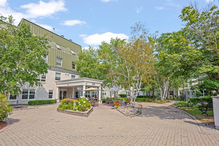Property Photo: 100 Anna Russell Way 324 ON L3R 6C7