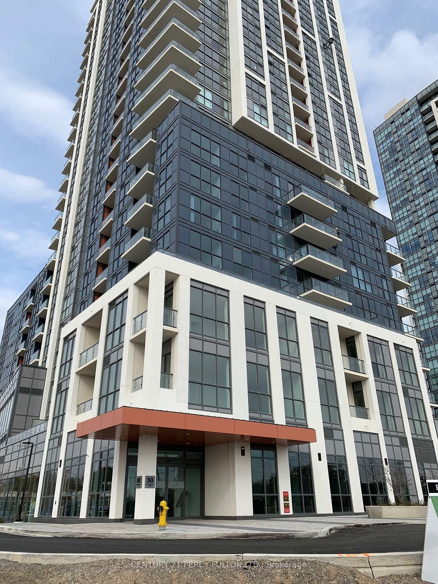 Photo de la propriété: 50 Thomas Riley Drive 415 ON M9B 0C5