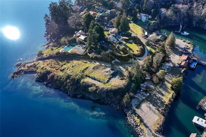 Photo de la propriété: Lots A/B Kerr Dr BC V9L 5Y6