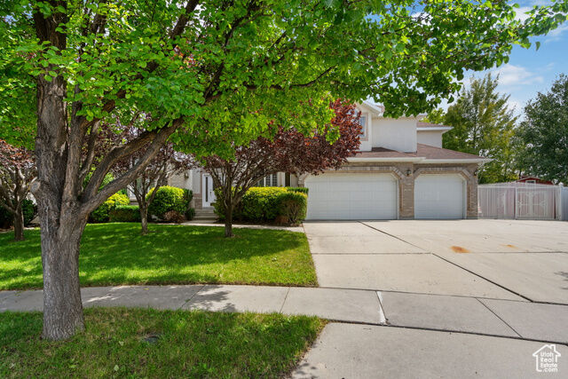 Property Photo: 2041 W 8820 S UT 84088