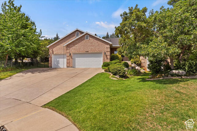 Property Photo: 5019 S Comanche Cir E UT 84403