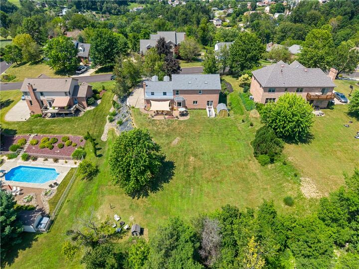 Property Photo:  15 Penntowne Drive  PA 15642 