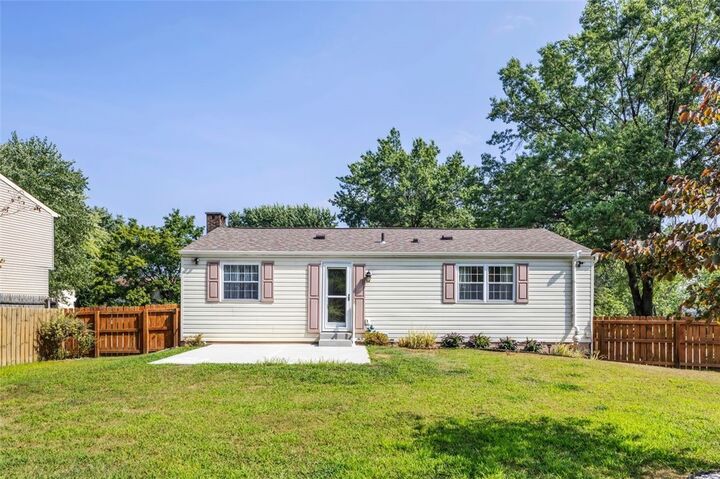 Property Photo:  120 Valleyview Dr  PA 16066 