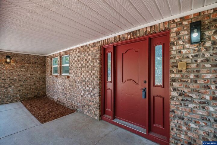 Property Photo:  3482 Wildwood Ct NW  OR 97304 