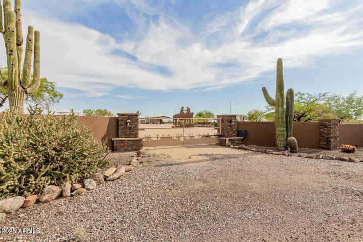 Property Photo: 4180 E Galvin Street AZ 85331