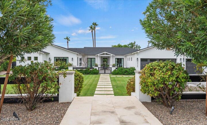 Property Photo: 4569 E Lafayette Boulevard AZ 85018