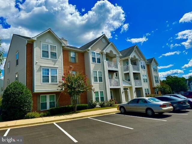 Property Photo: 696 Winding Stream Way 104 MD 21113