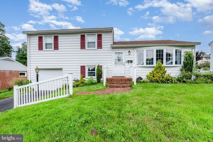 Property Photo: 2004 Rollingwood Road MD 21228