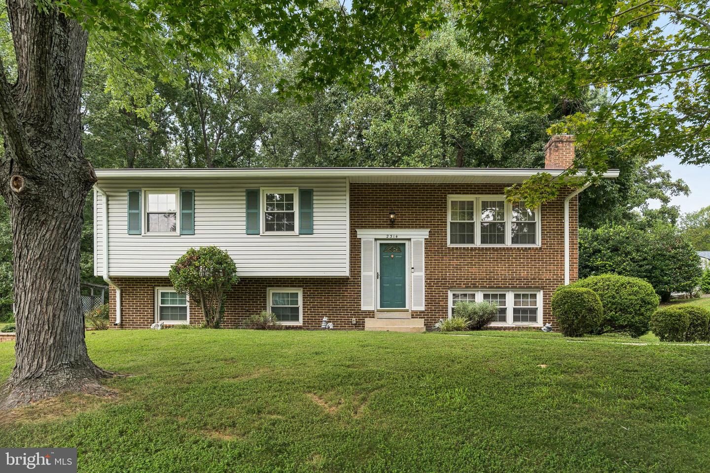 Property Photo: 2314 Marline Court VA 22192