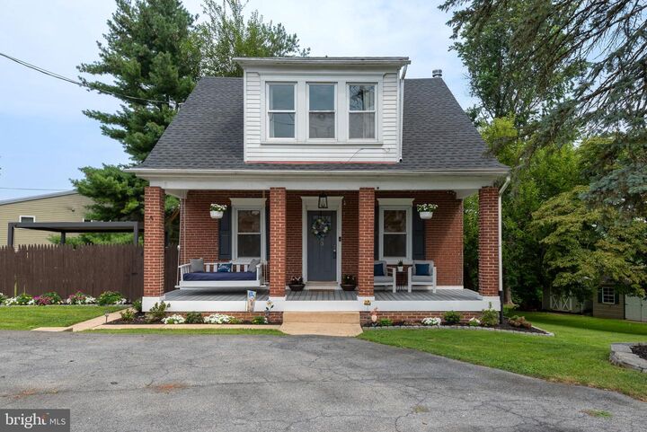 683 Fairview Avenue  Lancaster PA 17603 photo