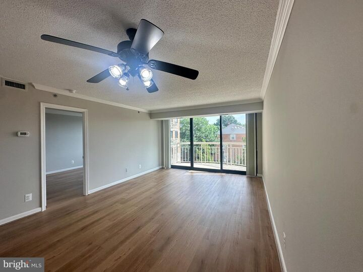 Property Photo: 1200 Braddock Place 307 VA 22314