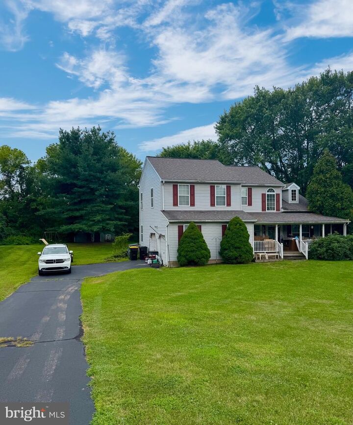 Property Photo: 22 Windy Knoll Drive PA 19468