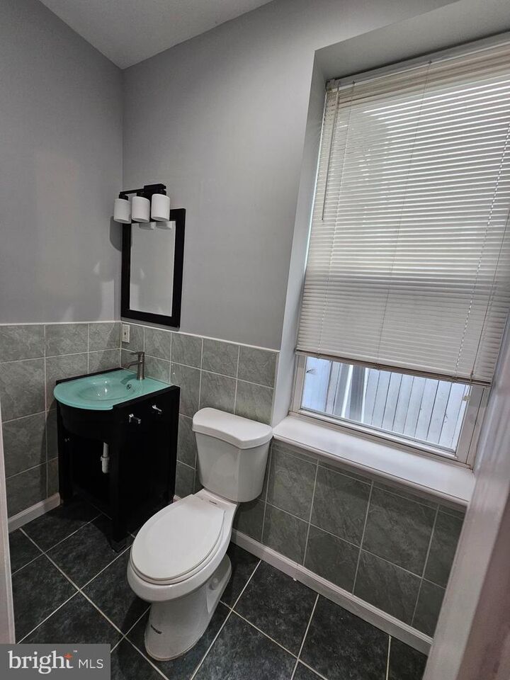 Property Photo:  1719 S 18th Street  PA 19145 