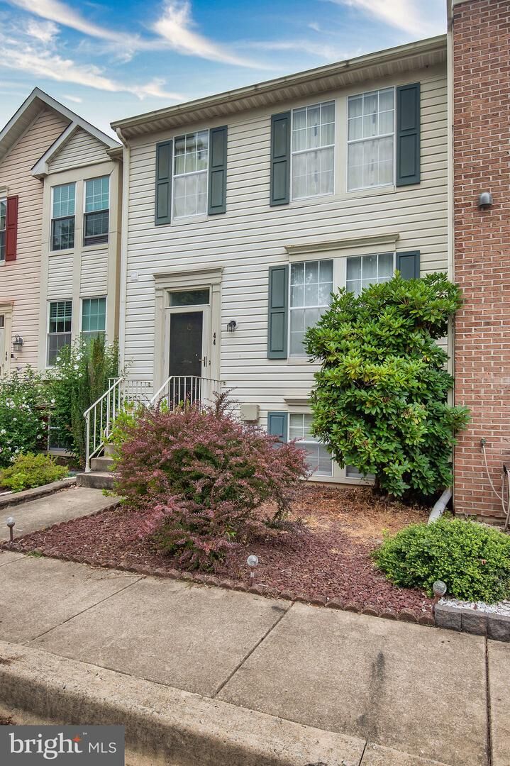 Property Photo: 44 Photinia Drive DE 19702