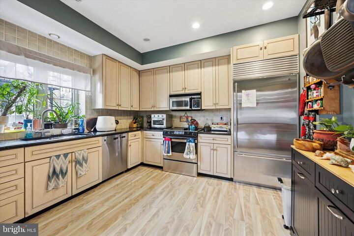 Property Photo: 4 Fairhaven Court NJ 08003
