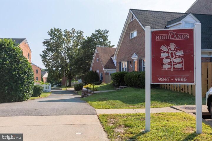Property Photo:  9860 Hagel Circle  VA 22079 