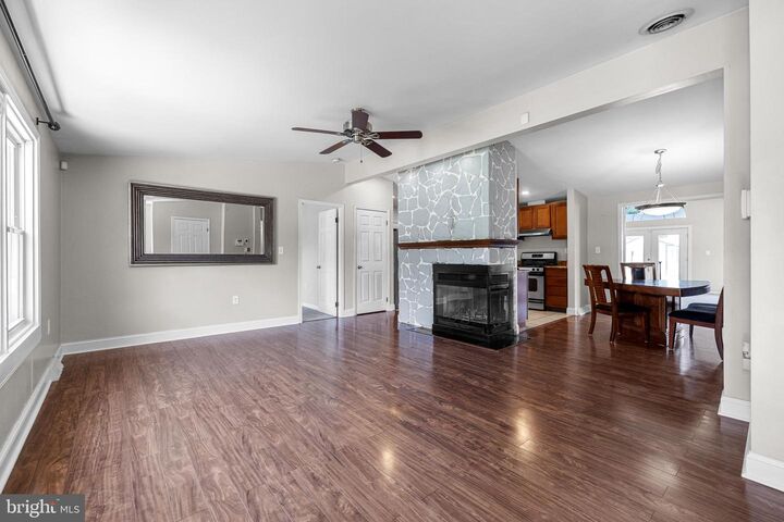 Property Photo:  112 3rd Avenue  DE 19720 