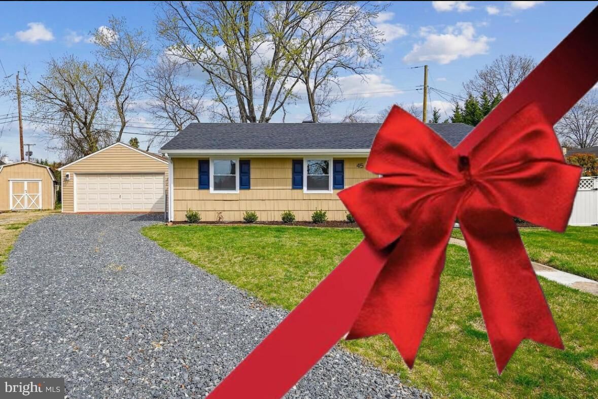 Property Photo:  45 Chester Circle  MD 21060 