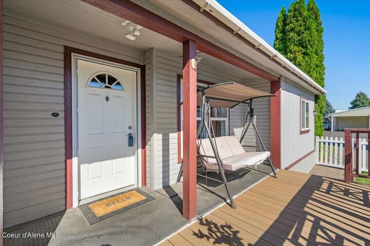 Property Photo:  2124 W Gueneveres Way  ID 83854 