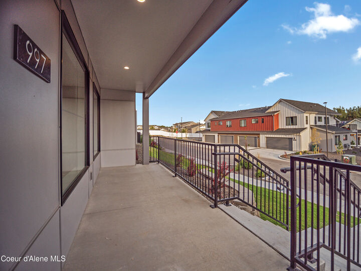 Property Photo:  997 E Railroad Ave  ID 83854 