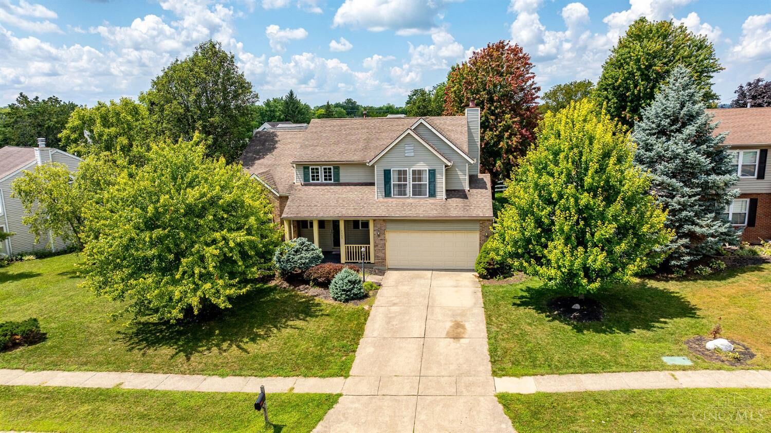 Property Photo: 1105 Poplar Hill Drive OH 45036