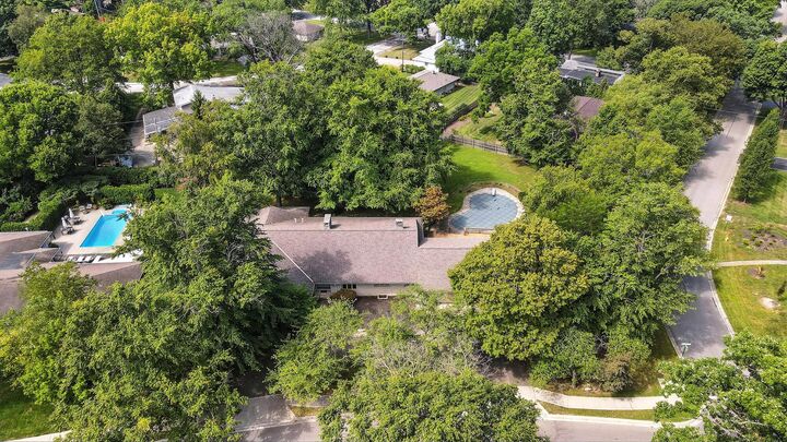 Property Photo: 3885 Woodbridge Road OH 43220