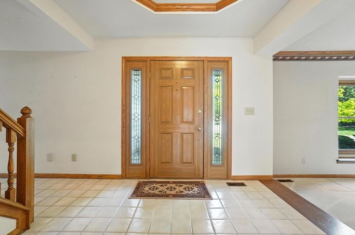 Property Photo:  5753 Finnegan Court  OH 43017 