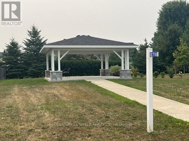 Photo de la propriété:  10718 West End Terrace  ON K0E 1K0 