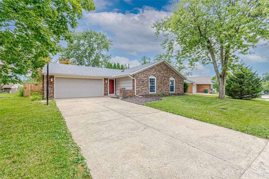 Property Photo: 365 Tamarack Trail OH 45066