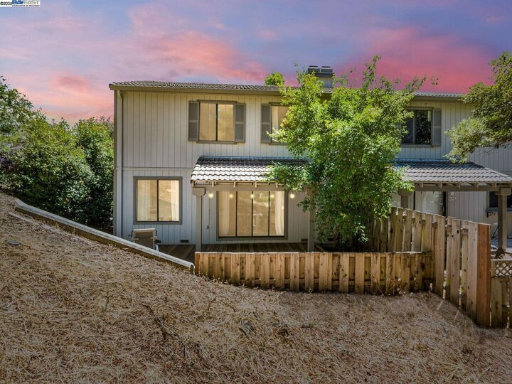 Property Photo: 9 Moraine Court CA 94547
