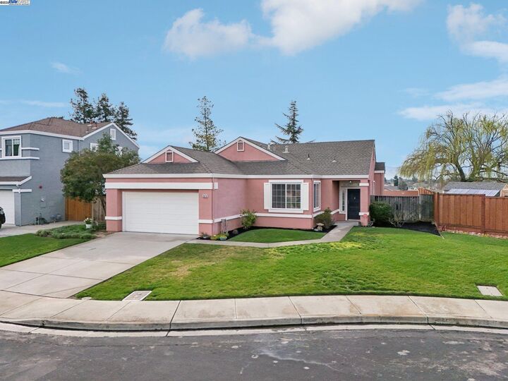 Property Photo: 2870 Gelding Ln CA 94551