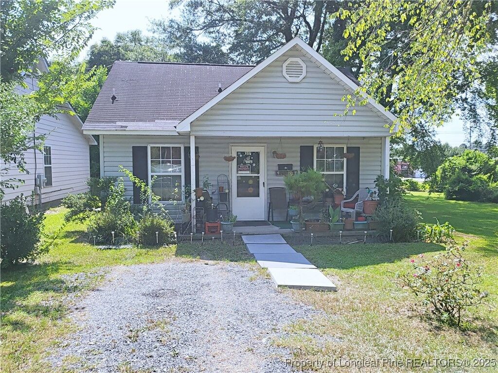 Property Photo:  315/ 317/420/421/425 McIver & 701A&B/703/705/707 Italy Stree  NC 28301 