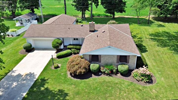 Property Photo: 2102 S Glendale Drive OH 44883
