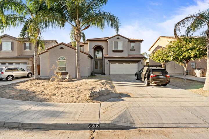6632 W Dovewood Lane  Fresno CA 93723 photo