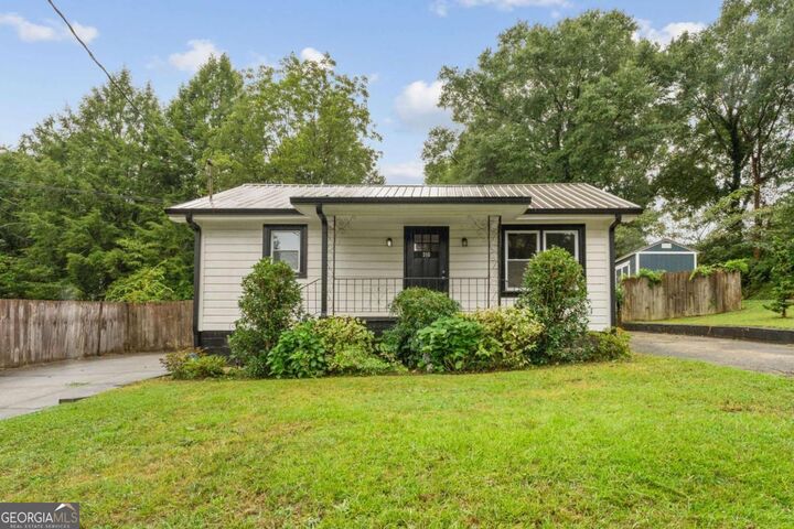 Property Photo:  310 Bonaire Street  GA 30120 