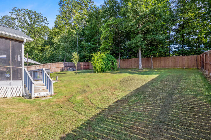 Property Photo:  2033 Short Leaf Lane  TN 37379 