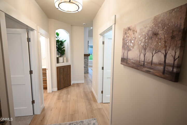 Property Photo: 1821 Community Lp ND 58503