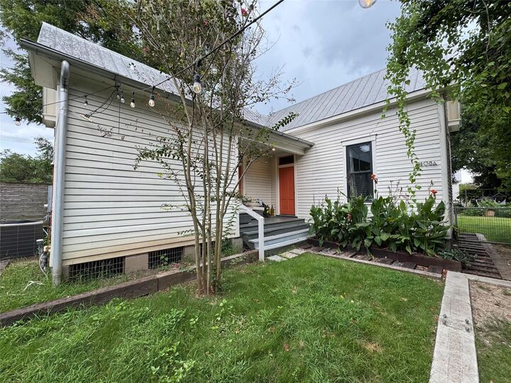 Property Photo: 3408 Garrow Street A TX 77003