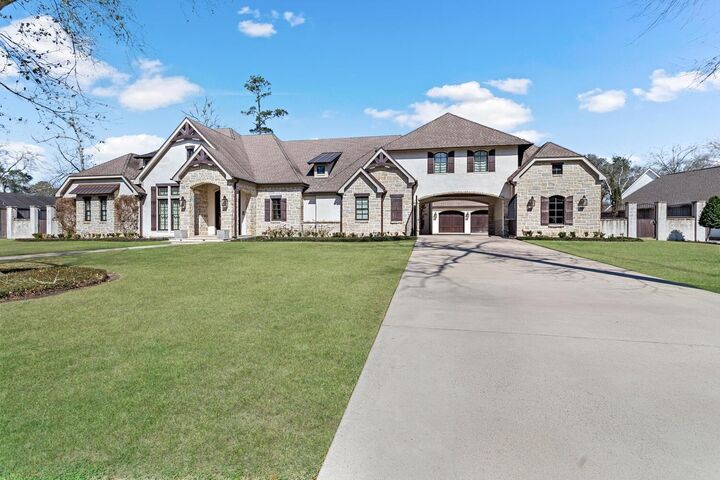 Property Photo:  8120 Evangeline Lane  TX 77706 