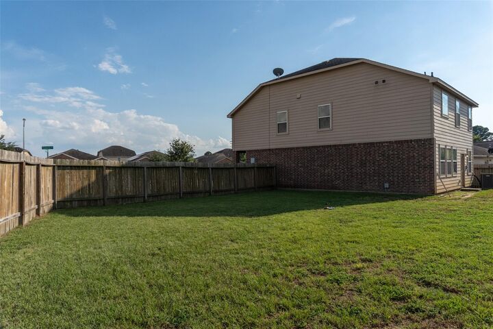 Property Photo: 22702 Tabberts Way TX 77447