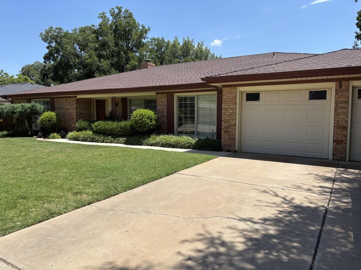 Property Photo: 3207 80th Street TX 79423