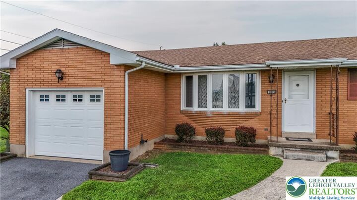 Property Photo:  3223 Lewis Avenue  PA 18020 