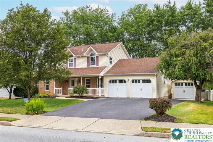 Property Photo:  3919 Carter Road  PA 18020 
